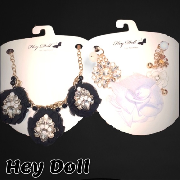 2pc Hey Doll necklace bundle NEW - Picture 6 of 6